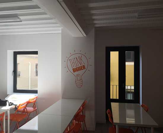 Fotografia tomada fuera de Estudiar és Fàcil - Escola en Tarragona, Tarragona