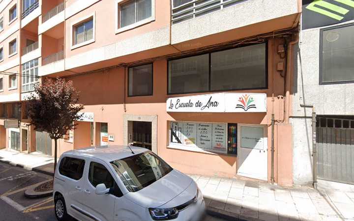 Fotografia tomada fuera de La Escuela De Ana - Escuela en Lugo, Lugo