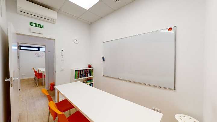m&m Formación Integral - Academia de idiomas en Burlada, Navarra