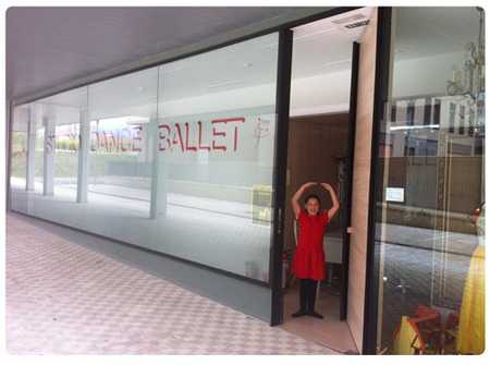 Fotografia tomada fuera de Studio Dance Ballet - Academia de baile en Sarriguren, Navarra