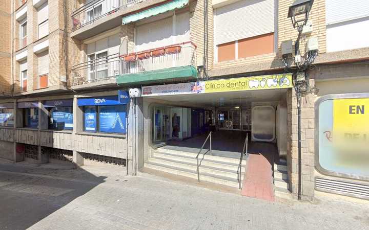 Fotografia tomada fuera de Acadèmia Activa't - Centre d'aprenentatge en Esparreguera, Barcelona